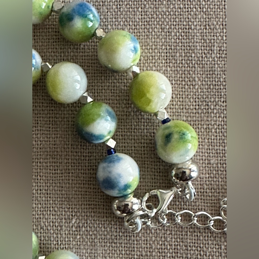 18-1/2 inch Persian Chalcedony bead necklace NWOT - Picture 7 of 10